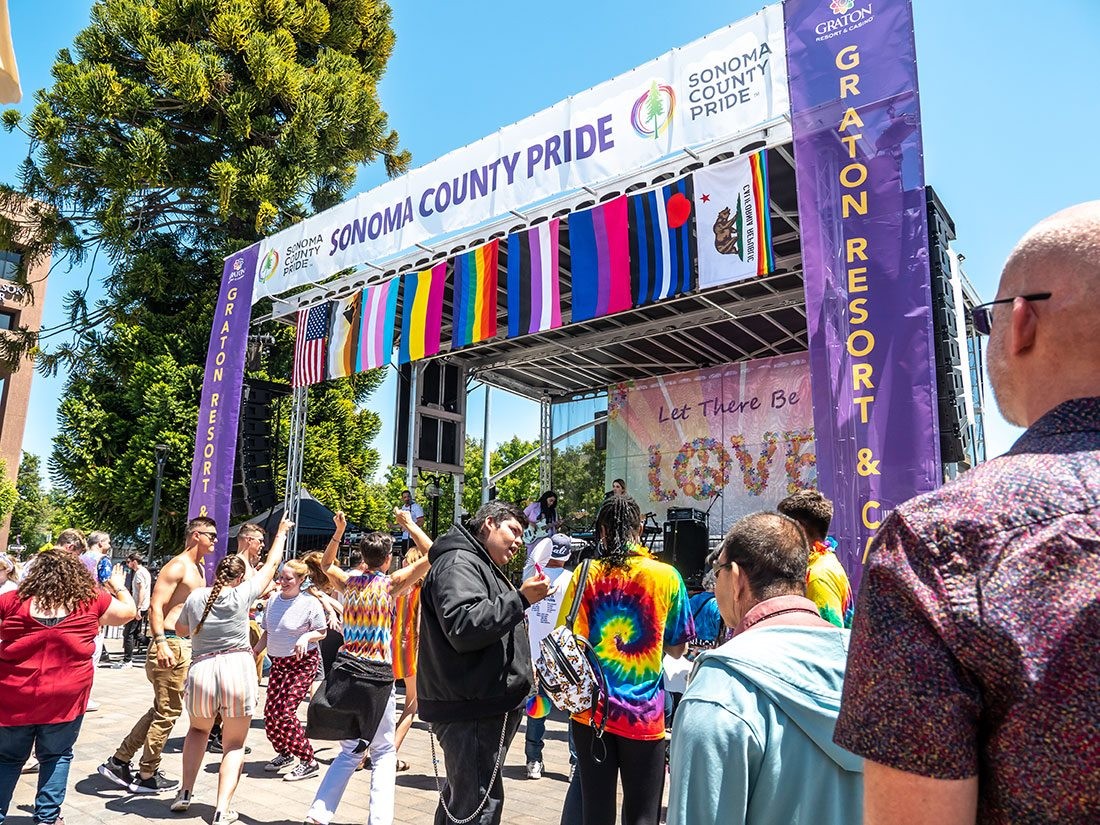 Sonoma County Pride 2025: lineup & διαδρομή παρέλασης