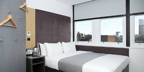 The Z Hotel City