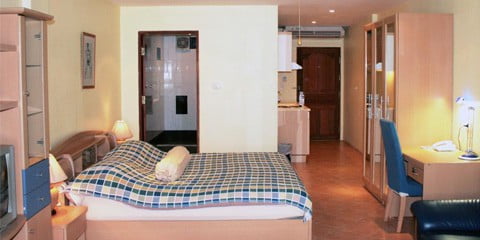 Aquarius Gay Guesthouse 